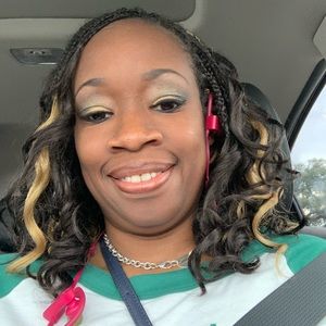 Meet your Posher, Dimitria